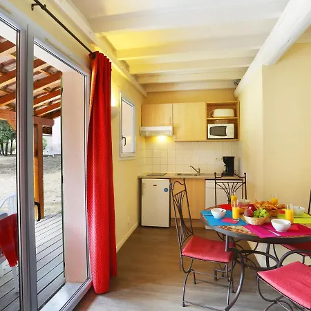 Les Portes Des Cevennes, - Cozy Terraced House With Terrace 度假居